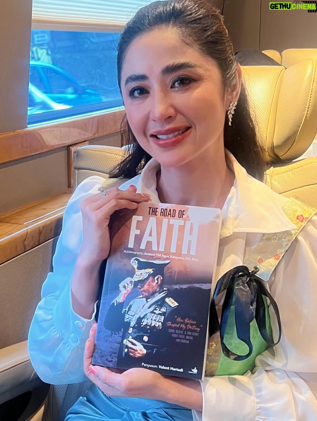 Dewi Perssik - 14.8K Likes - Trimakasih Bapak JENDERAL AGUS SUBIYANTO,S.E.,M.S.i., masyaallah.. alhamdulillah.. smoga Allah beri sehat dan selalu dalam lindungan Allah SWT. 🙏😇. 

#TNI #dewiperssik