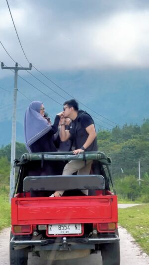Dhini Aminarti Instagram - Yuk, kemana lagi kita sayang? ☺️😍