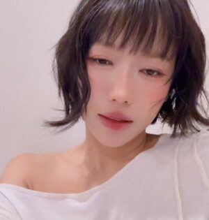 Dieu Nhi Instagram - ❤️ Con mèo kêu sao zạ ??? Đây là Chà Bông con mẹ Luận 😘