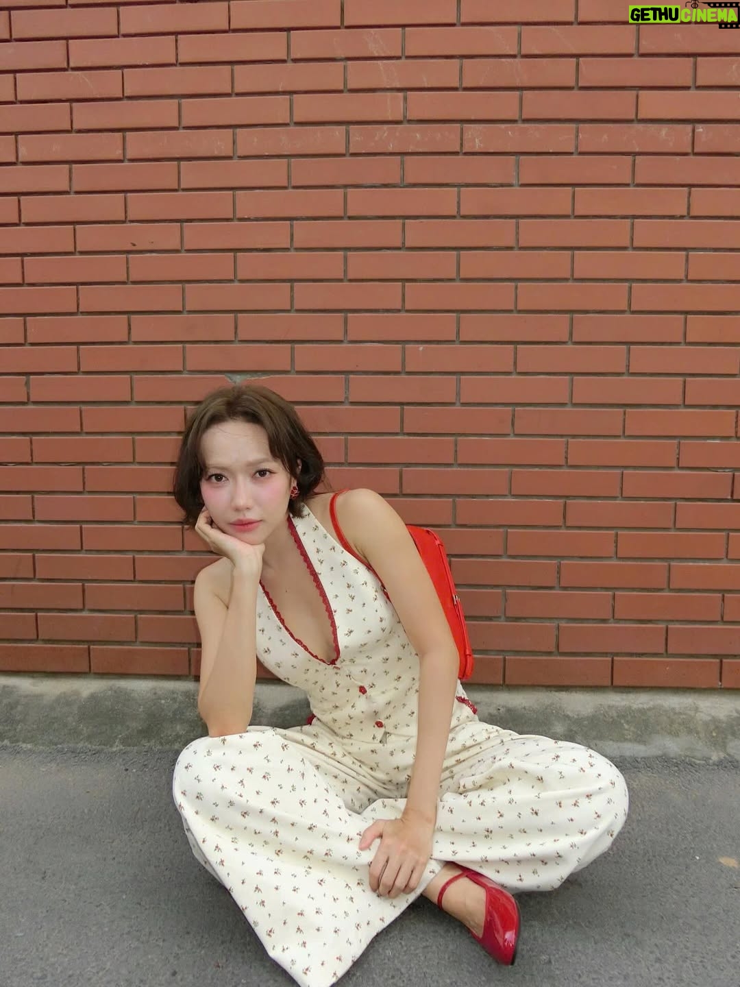Dieu Nhi - 77.5K Likes - ❤️ Đi chợ cuối tuần với bé Nhi hok 😘

#diệunhi