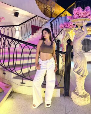 Diksha Bhatia Instagram - What a fun night🥂💕
Top & Pants: @hm
Sliders: @myntra
📍: @iliosrajouri
#explore #ootn #whiteaesthetic #dinner #photodump #outfitinspo #fypage
