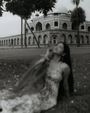 Diksha Bhatia Instagram - "Blooming with the flowers around me 🌼"
#postoftheday #delhimodel #shootout #candidmoments #virałpost #fashionlook #likephoto #instagrampost #instagrowth #aesthetics #explorers