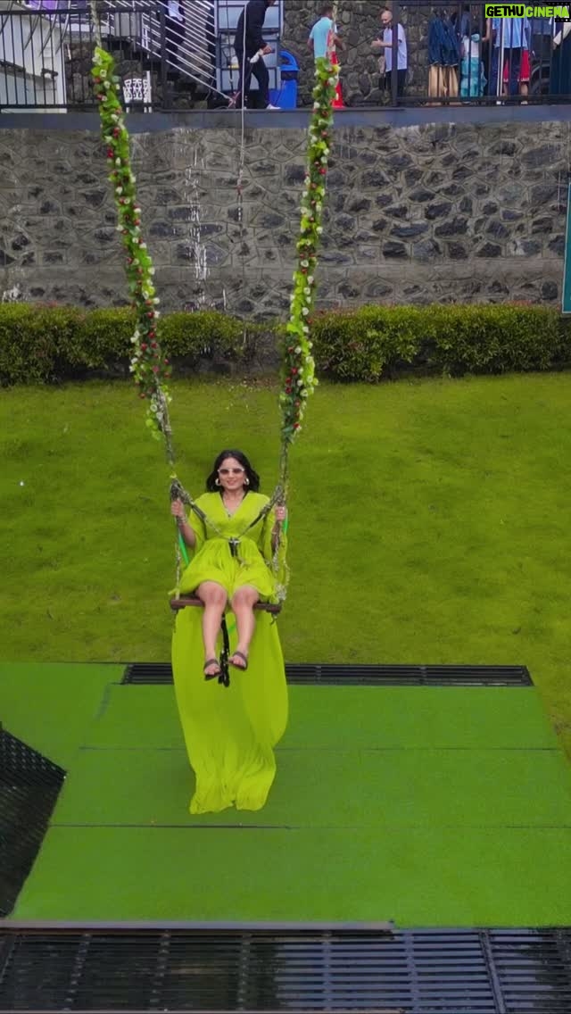 Diksha Choudhary - 464 Likes - 🌼 🌹 barse,  log tarse 🤳🏻, jaye wo ladki jahan 🤷‍♀️
.
.
#reelsinstagram #trending #baliswing #kerala #weather #rain #fashion #fun #explore #explorepage #fyp #reels