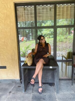 Diksha Choudhary Instagram - Prettiest dress I have wore in a while 😍🫶
.
.
#explorepage #blackdress #fashion #fyp #wayanad #black #fashionista #travel