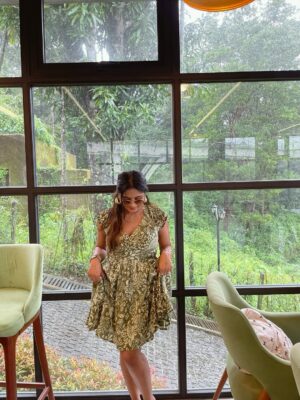 Diksha Choudhary Instagram - लहराती है मेहकी हवा 🌧️
.
.
#explore #explorepage #fyp #trending #photos #instapic #barish #rain #wayanad #mountains #funtrip #travel