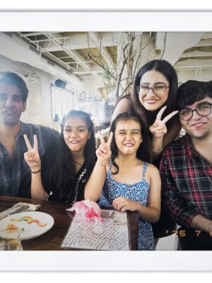 Dikshuuu Instagram - Dilli… you always feel like home. The love, the smiles, the tight hugs, the little stories you all shared! it’s something We’ll carry in our heart forever. Thank you for showing up, for waiting, for making us feel like family, not just someone you watch on screens. Vamily isn’t a word, it’s truly a feeling… and yesterday, you proved it again. Until we meet again… dil se, thank you ❤️ #Vamily #DelhiEatAndGreet”