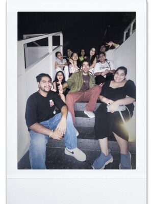 Dikshuuu Instagram - Dilli… you always feel like home. The love, the smiles, the tight hugs, the little stories you all shared! it’s something We’ll carry in our heart forever. Thank you for showing up, for waiting, for making us feel like family, not just someone you watch on screens. Vamily isn’t a word, it’s truly a feeling… and yesterday, you proved it again. Until we meet again… dil se, thank you ❤️ #Vamily #DelhiEatAndGreet”