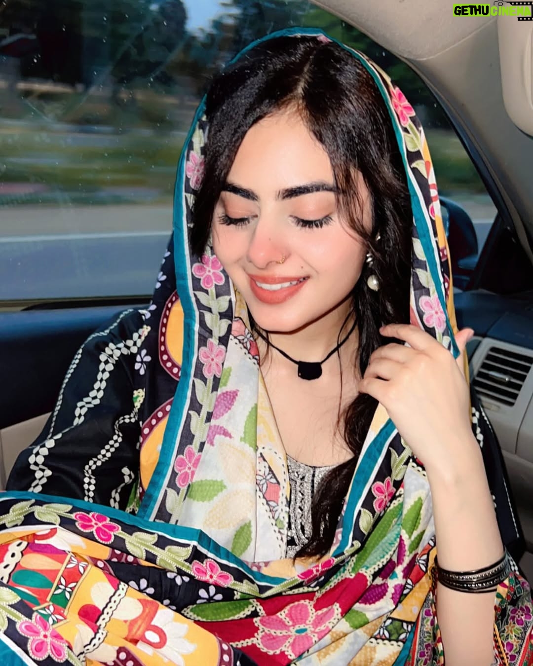 Dilsheen Kaur - 20.3K Likes - 👀🖤 @idilsheenkaur #dilsheenkaur
