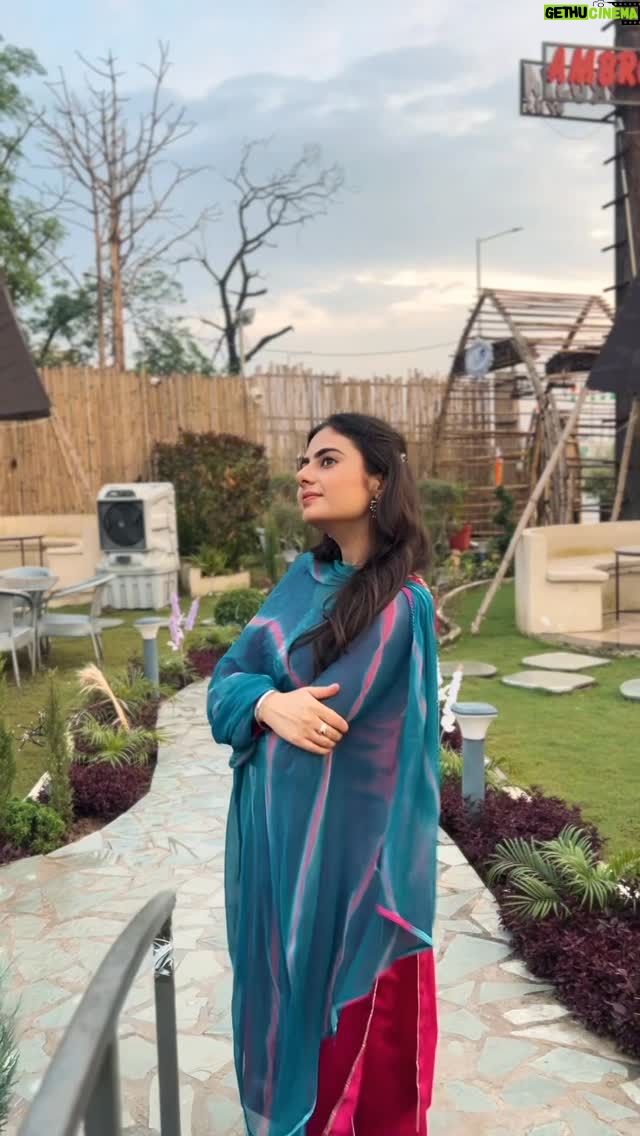 Dilsheen Kaur - 19.3K Likes - Tere nl pyar jatta tan🤭🌸❤️ @idilsheenkaur #dilsheenkaur 
All credit to @cinevogue_cinematography