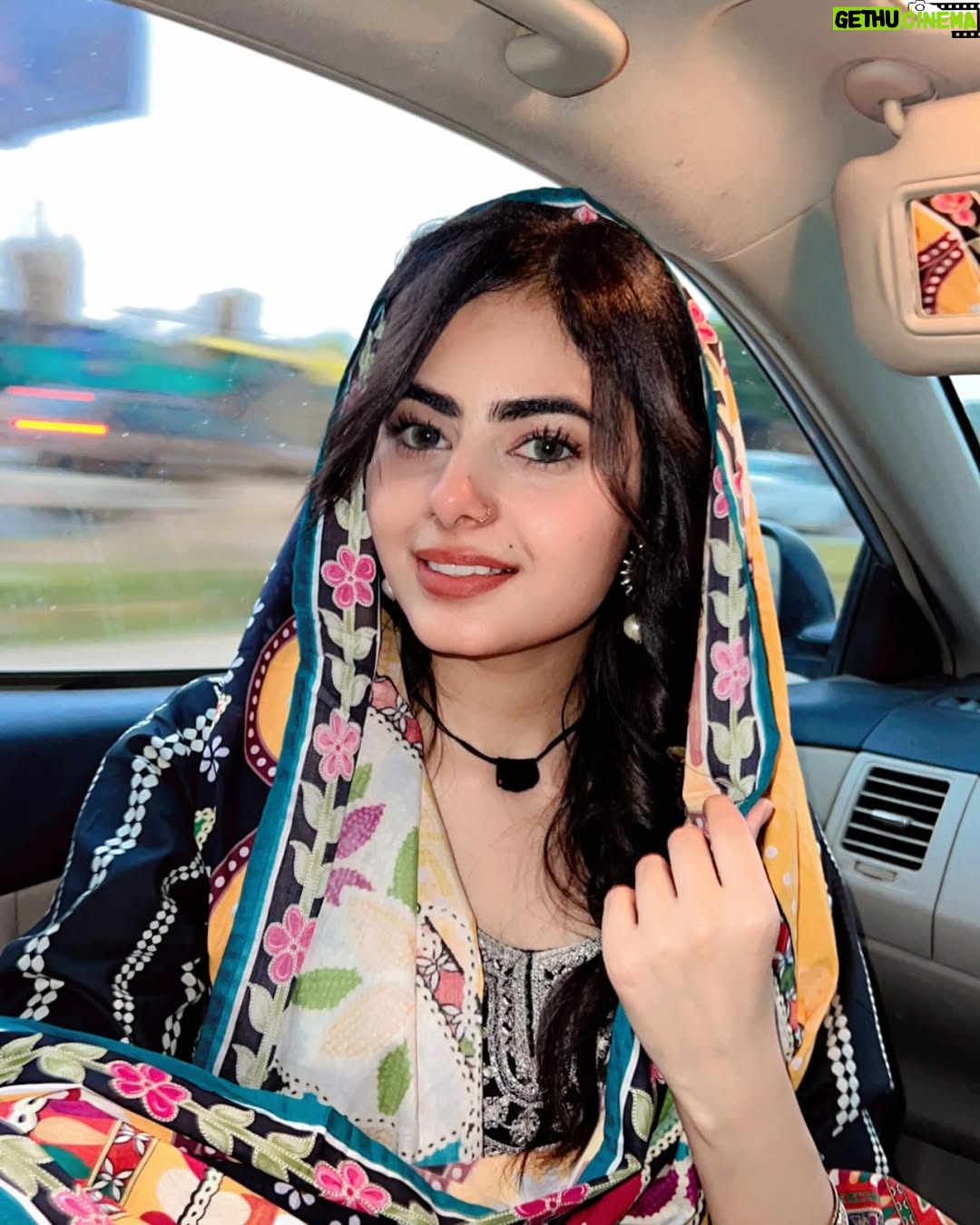 Dilsheen Kaur - 20.3K Likes - 👀🖤 @idilsheenkaur #dilsheenkaur