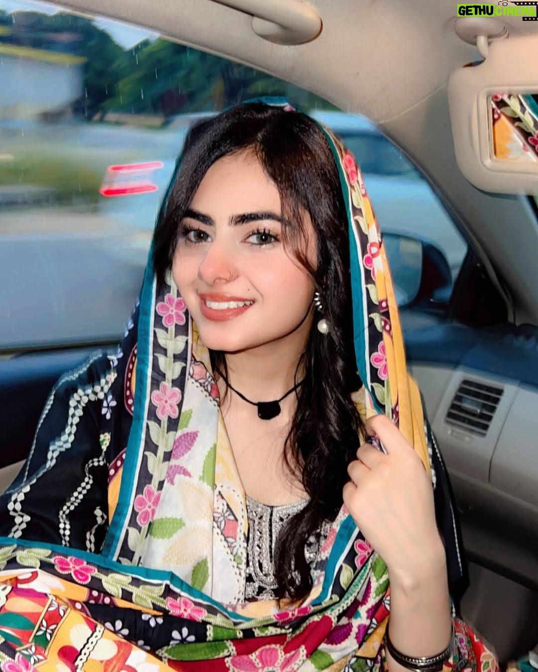 Dilsheen Kaur - 20.3K Likes - 👀🖤 @idilsheenkaur #dilsheenkaur