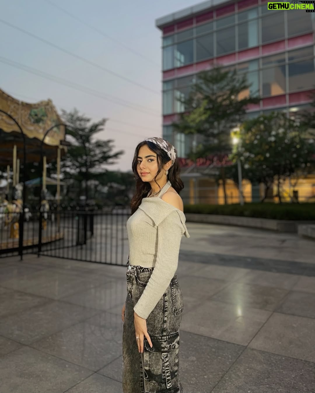 Dilsheen Kaur - 17.1K Likes - Chess vli rani vangu♟️👸❤️ 
@idilsheenkaur #dilsheenkaur