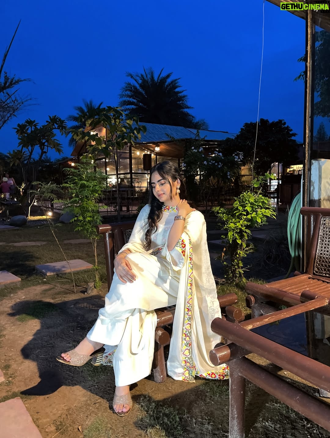 Dilsheen Kaur - 17K Likes - 🌸🤭❤️ @idilsheenkaur #dilsheenkaur