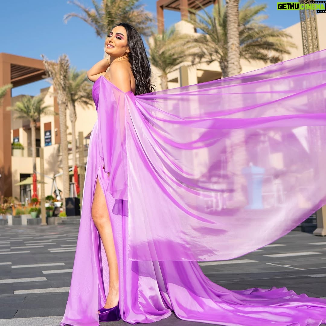 Dima Al Jundi - 20.6K Likes - I don’t have purple problem 
I have purple passion 💜 
-
#dima_aljundi #dubai #mydubai #uae #abudhabi #purple💜 #saudiarabia #kuwait #syria #bahrain #thepointe #dreamteam #ديمة_الجندي
