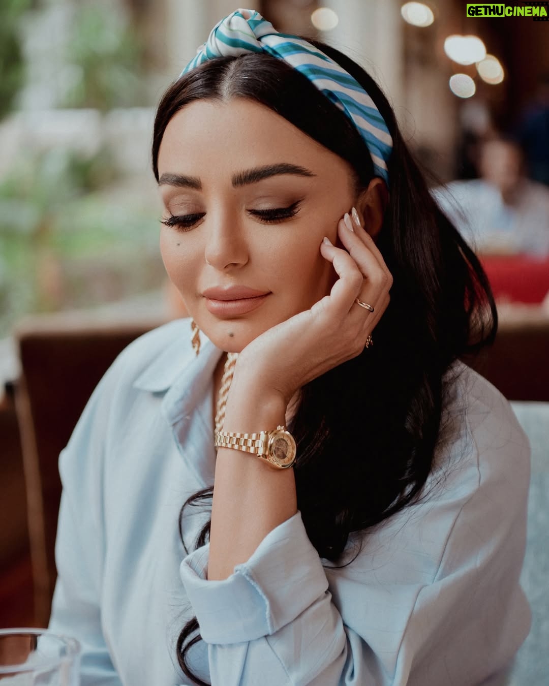 Dima Al Jundi - 19.8K Likes - #المهرّج 
من أحلى المسلسلات اللي اشتغلتها و أمتعها 🥰
شكراً للمخرجة الراقية @rasha_hisham_shurbatji و للمنتج الصديق @tammam.salameh و شركة @dramashelve و @shahid.vod على اعطائي الفرصة لكون بهيك عمل 🙏🏼
و الشكر الأكبر لمتابعيني و كل اللي شافوا المسلسل و علقوا و بعتولي و عبروا عن اعجابون 
و تفاعلكون بحبكون كتير و لولا محبتكون ما وصلت لقلوبكون ♥️
-
#ديمة_الجندي #دراما #مسلسلات #mbc #shahid #dima_aljundi #syria #مصر #السعودية #الامارات 
و كل الشكر على الصور الحلوة للمصور @ahmadhamwiphotography