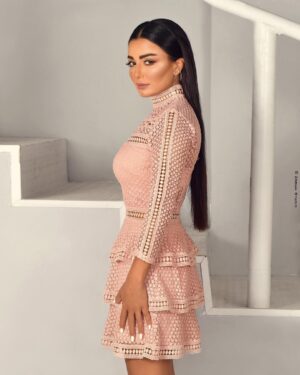Dima Al Jundi Instagram - New look with Zouzou @zobiansaadofficiall 😍👏🏼
-
ذبيان مو بس مصور شاطر و كمان بيعرف شو الستايل الجديد اللي بيلبقلي 😉🤩
-
شكراً لصالون @lasirenegroup الميك اب و الشعر و المكان الحلو اللي صورنا فيه 🙏🏼🥰
-
شو رأيكون ؟ 😌
-
#dima_aljundi #uae #dubai #mydubai #abudhabi #saudiarabia #qatar #bahrain #syria #lebanon #kwuait #newlook #photoshoot #makeup #newhairstyle #photosession #photooftheday #ديمة_الجندي