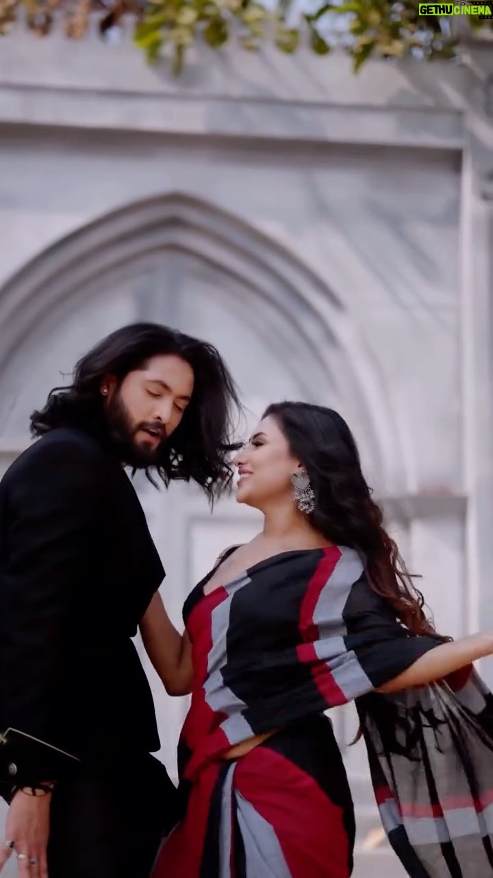 Dimple Paul - 7.1K Likes - love each other like no one’s watching ♥️

Location- @setsinthecity.in 
Makeup & Hair - @nilamrathod_ 

Wanted to upload this video on Valentine’s day but due to some technical issues we couldn’t anyway enjoy it now 😍
Thanks to the whole team ♥️

#rockyaurranikipremkahani #trending #couplegoals #viral #romantic #viral #love #bollywood