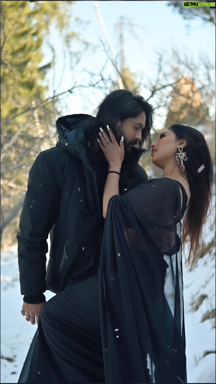 Dimple Paul - 9.8K Likes - Tum kya mile 💕 @kanishk_205 😍

When you both are filmy af🎬
Thanks Adi for shooting this @adityabhatt2000 🤍

#tumkyamile #trending #explore #viral #bollywood #aliabhatt #ranveersingh #dimplepaul #kanishkbhatt