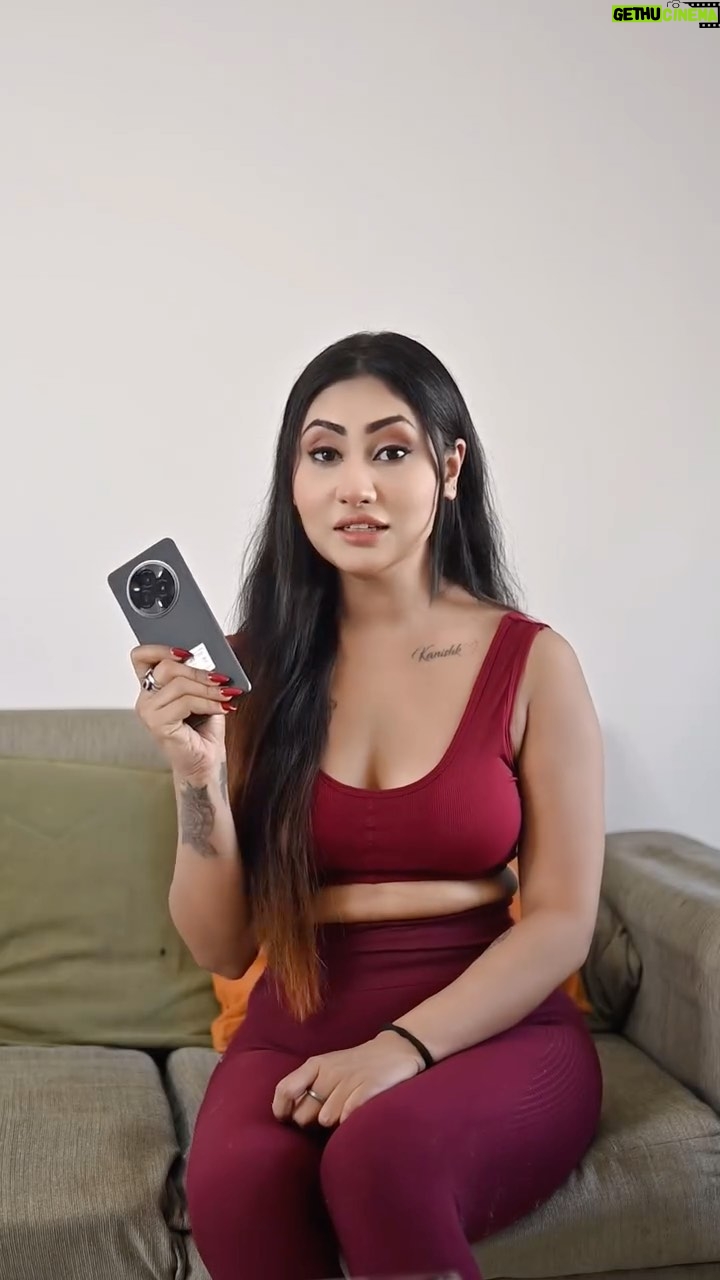 Dimple Paul - 17.2K Likes - Touch it, Feel it, Love it – India’s Slimmest Smartphone in the 6000mAh Battery Category. #realme14ProSeries5G
@realmeindia📲
.
.
.
.
.
.
@_adgoat