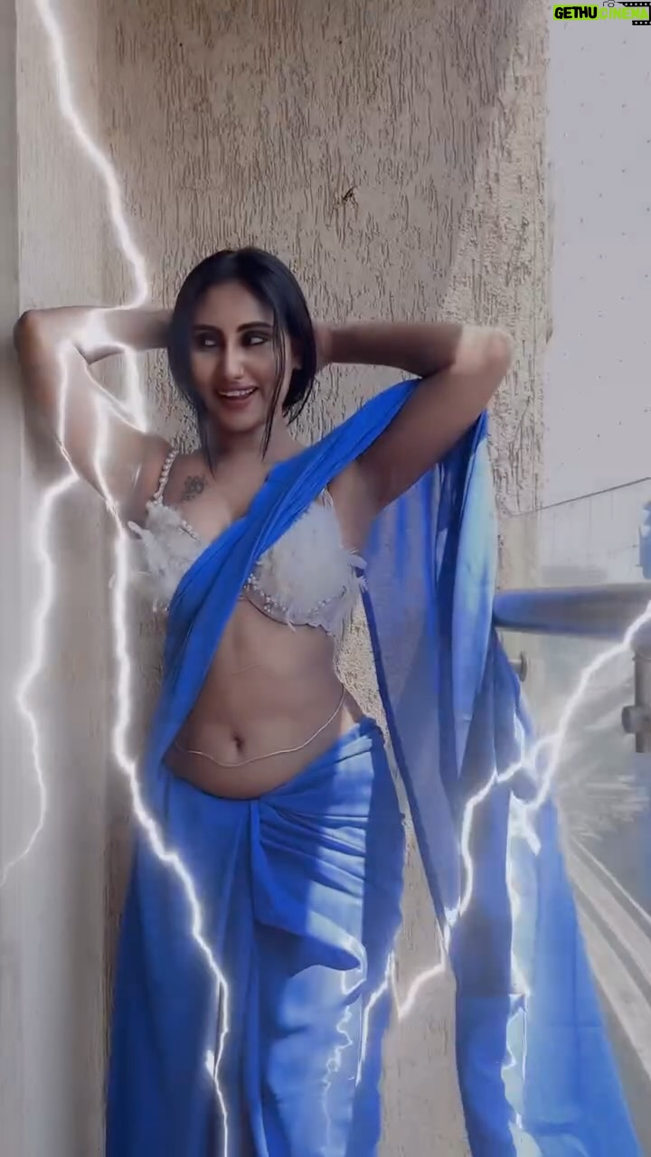 Dimple Paul - 39.9K Likes - 💙

#trending #explore #viral #reels #love #transition #dimplepaul