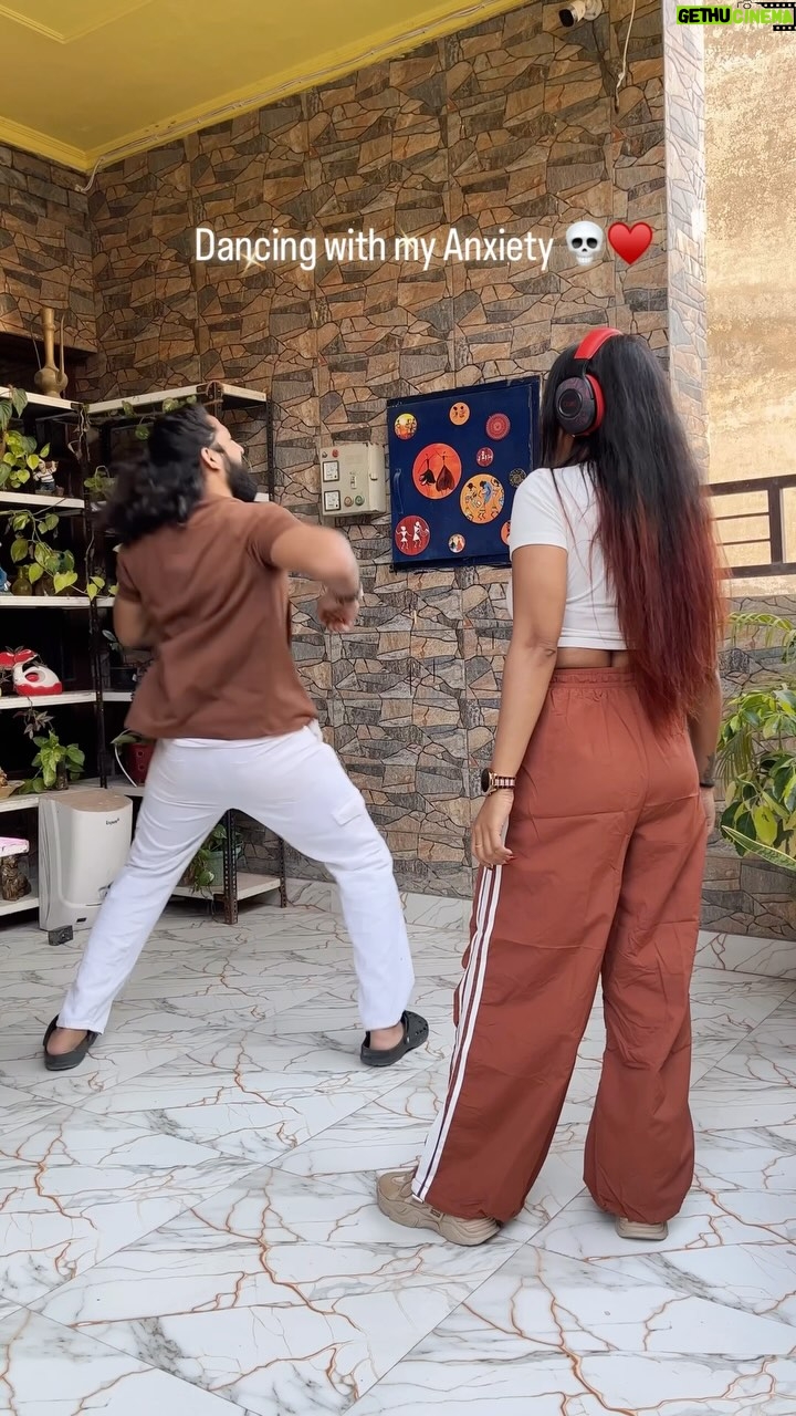Dimple Paul - 26K Likes - Dancing with my anxiety 💀♥️🥹 

#reels #couple #anxiety #trending #couplegoals #love #viral #explore #dance #romantic #newtrend #cute
