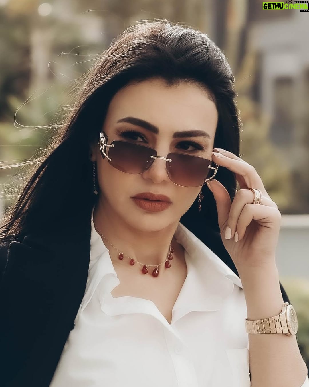 Dina Fouad - 36.3K Likes - 🕊️🤍غزل Coming Soon 
#حكيم_باشا

💎 : @dodowithlove_  by @doaaelmoughazy 
📸 : @dinafayad.photography 
💄 : @gygyawed.makeupartist by @makeupgygyawed 
 The One&Only : @mohamed_abdalah_official