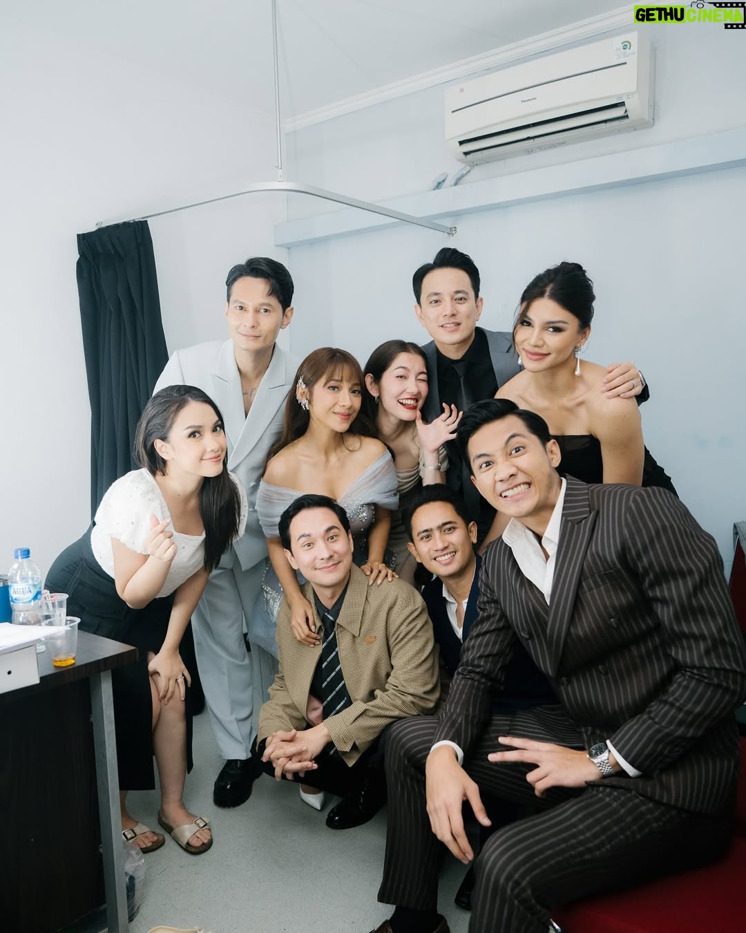 Dinda Kirana - 114.5K Likes - A night of glitz at the @sctv Awards 2024 ✨we celebrated artistry, dedication, and unforgettable friendships. Here’s to many more magical nights like this! 💙
.
mua @danybarca22 
stylist @wanda_haraa 
dress @jessiegunawanstudio 
shoes @louboutinworld 
earpiece @noma_id 
hairdo @opick_hairstylist 
photographer @snap.nuel @ejaale
