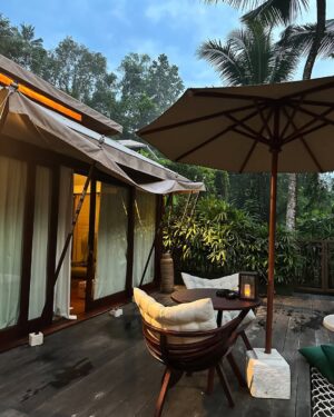 Dinda Kirana Instagram - Take yourself on a solo trip.
Disconnect. Recharge. Reconnect.
Let nature hold you, let silence heal you,
and let new souls remind you that magic is realāespecially when youāre not looking for it ( if u dare to feel it š±)
and soulful strangers who turned into new friends.
Nyepi in Bali, thank you for the reset I didnāt know I needed.