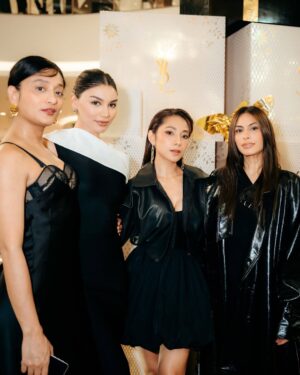 Dinda Kirana Instagram - Golden moments at #YSLHoliday Winter Fantasy Event ā embracing elegance with every sip ⨠@yslbeauty #YSLBeautyID
.
stylist @revashion
hair @studiok.id @kieferlippens
photographer @snap.nuel