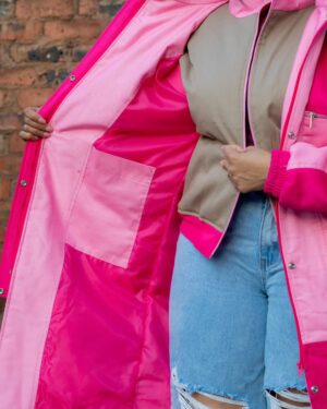 Dineo Langa Instagram - The snow must never catch us off guard again!!! 🥶🥶🥶
Two new colourways and some new details for our @portoflng Multi-Colour Double Bomber Jacket.
Tough. Cold. A Need!!!
🧥: Playful Pink Multi-Colour Bomber & No Shades Of Grey Multi-Colour - @portoflng
📸: @by_memmi