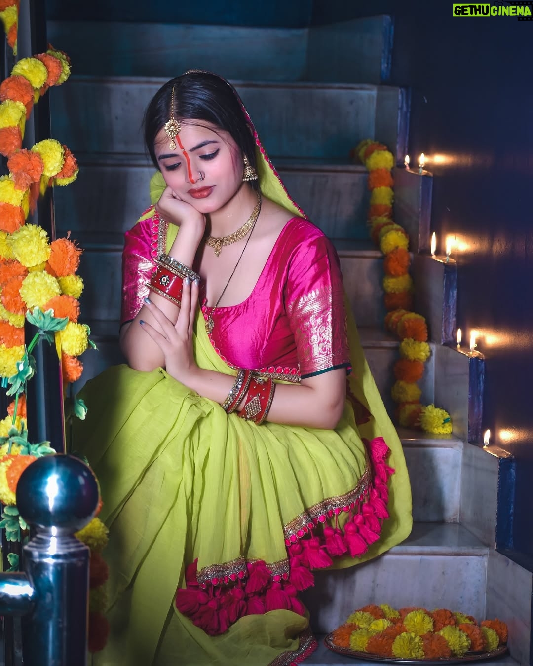 Dipika Rana - 28K Likes - ❤️महापर्व छठ है आया
खुशियों की सौगात लाया
उल्लास कण-कण में समाया
छठ पूजा की हार्दिक शुभकामनाएं🙏🏻 

Edit by :- @u_c_edits 

#happychhathpuja #chhathpuja