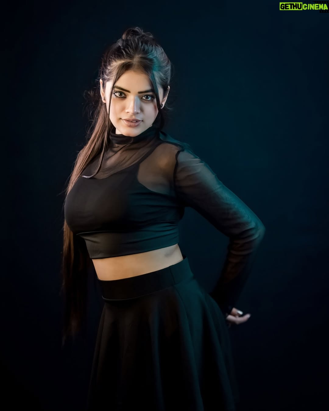 Dipika Rana - 33.3K Likes - 🖤✨ 

Edit by :- @t.k_khan01 

#newpost #feed #dipikarana #blacklover