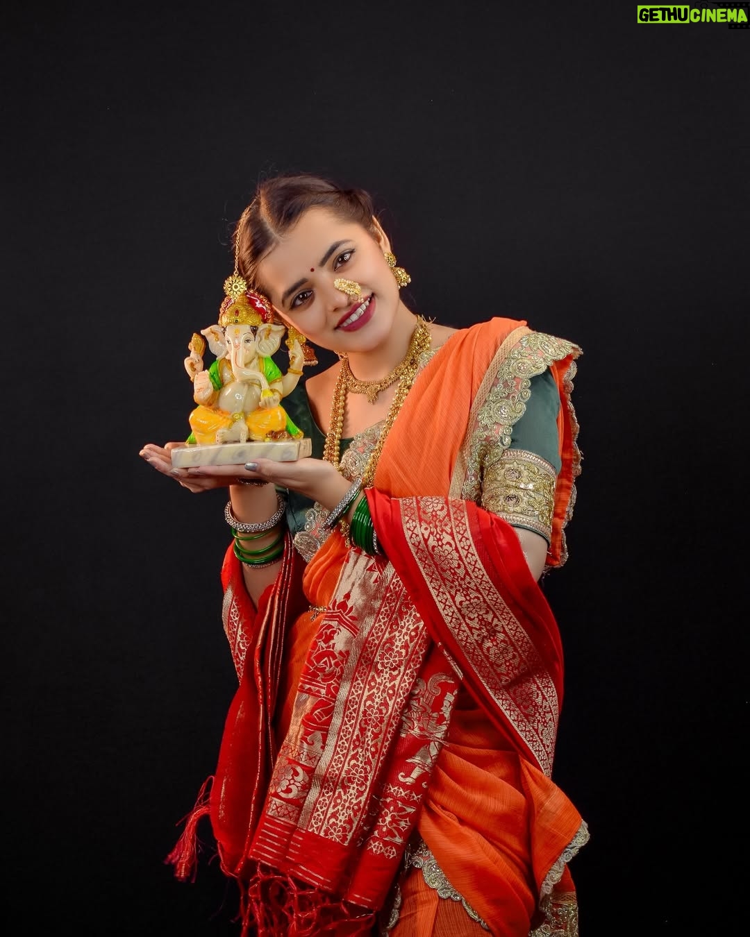 Dipika Rana - 34.7K Likes - 🙏🏻🕉️ Shree Ganeshaay Dheemahi 

📷 photo edit by:- @work_by_vortex 

#ganeshfestival #shreeganesh #ganpatibappamorya #post