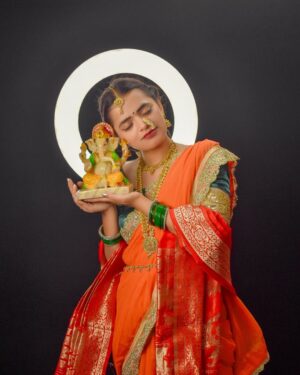 Dipika Rana Instagram - 🙏🏻🕉️ Shree Ganeshaay Dheemahi
📷 photo edit by:- @work_by_vortex
#ganeshfestival #shreeganesh #ganpatibappamorya #post