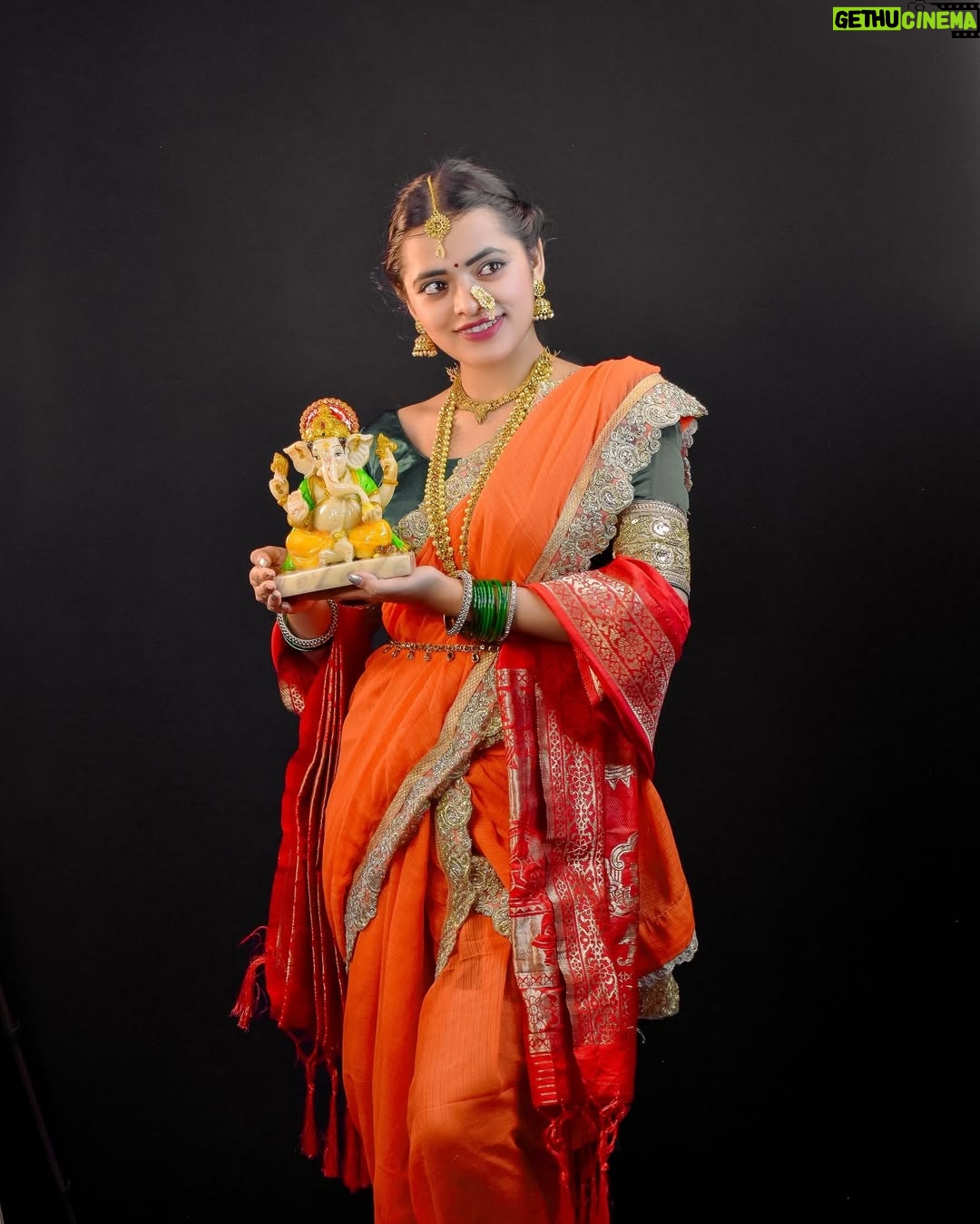 Dipika Rana - 34.7K Likes - 🙏🏻🕉️ Shree Ganeshaay Dheemahi 

📷 photo edit by:- @work_by_vortex 

#ganeshfestival #shreeganesh #ganpatibappamorya #post