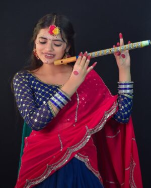 Dipika Rana Instagram - Ek Radha, Ek Meera 🦚❤️
Photo edit by :- @work_by_vortex
#radha #meera #krishna #post #feed #instagram #love