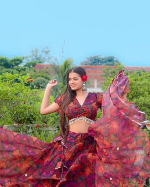 Dipika Rana Instagram - ❤️ Beautiful Lehenga From :- @the_style_hub14
📷Photo edit, by :- @work_by_vortex
#newpost #feed #dipikarana