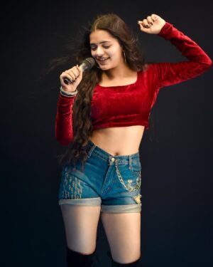 Dipika Rana Instagram - Kissik 🔥
📸Edit by :- @u_c_edits
#pushpa2 #newpost #dipikarana