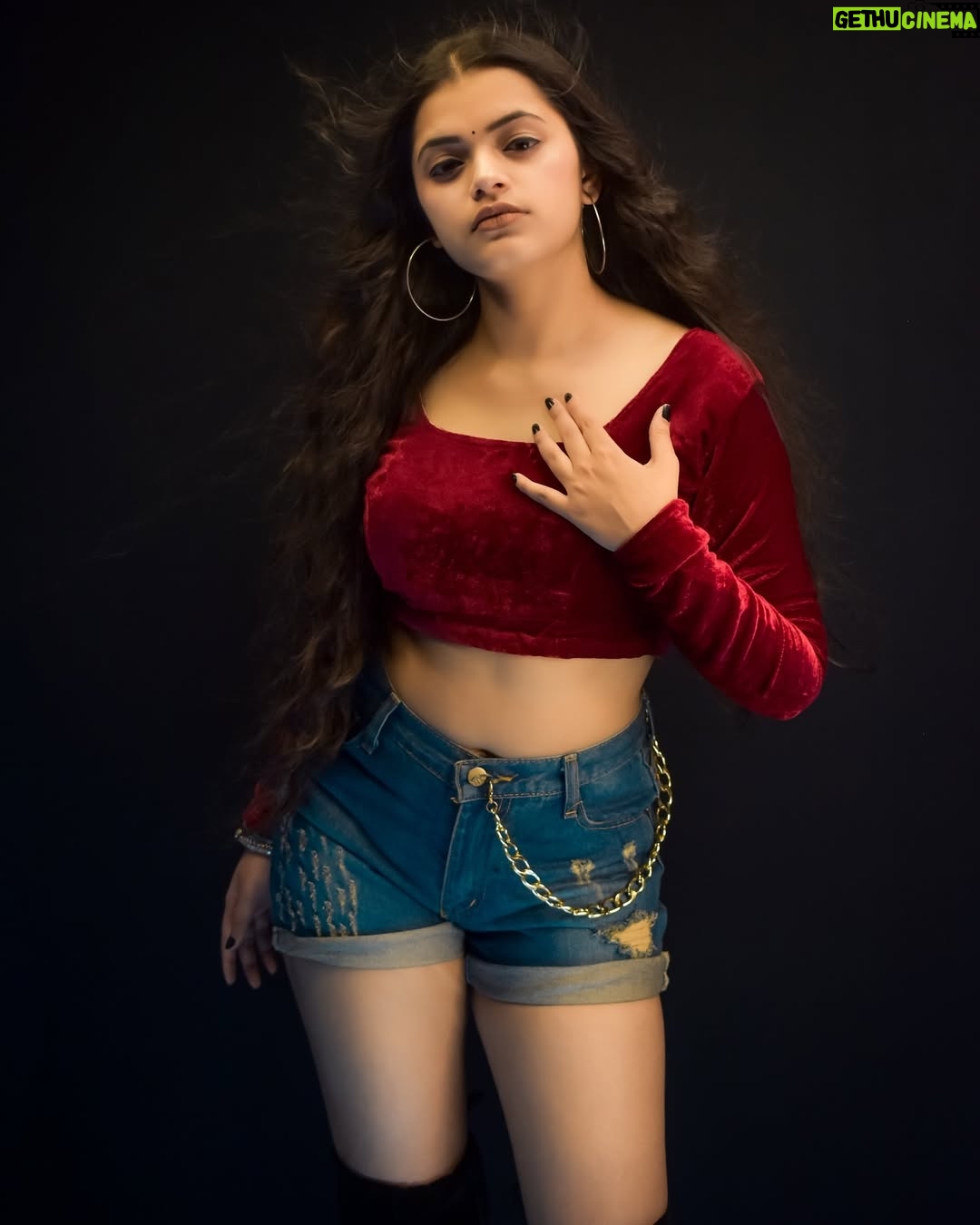 Dipika Rana - 81.5K Likes - Kissik 🔥

📸Edit by :- @u_c_edits 

#pushpa2 #newpost #dipikarana