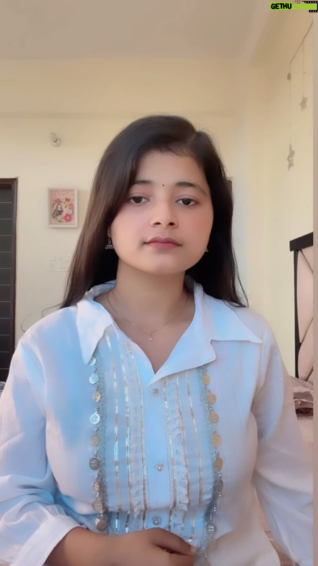 Disha Seth - 217.5K Likes - Sari ladkiyan buri nhi hoti🤷🏻‍♀️kuch aisi bhi hoti hain!!☺️