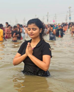 Disha Seth Instagram - 2025 की शुरुवात महाकुंभ से ✨
#mahakumbh2025