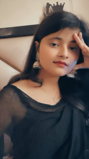 Disha Seth Instagram - Gussa krne pr sirf ladkiyon ka अधिकार hain😌😌