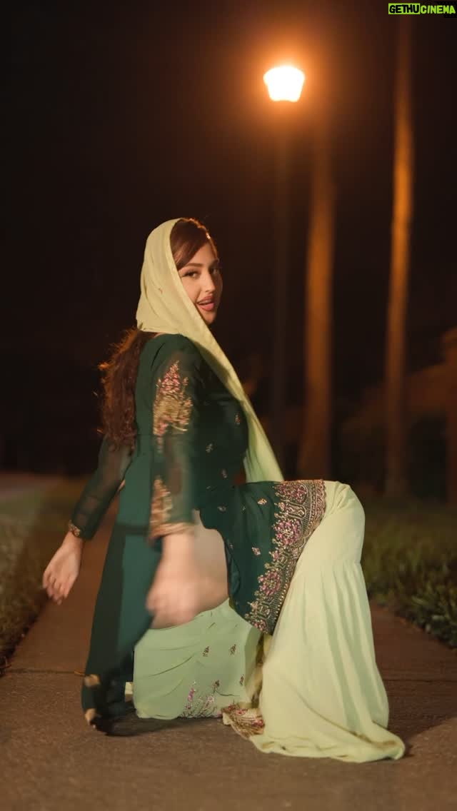 Diva Flawless - 502.2K Likes - I guess no shalwar is allowed here! 🙈