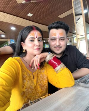 Divya Chanana Instagram - In Spirituality We Find Love ❤️💥 राधा राधा... ❤️
@divya_chanana
.
.
.
.
.
.
.
.
.
.
.
.
.
.
#marraige #marragevibes❣️ #wedding #radheradhe❤️ #radhekrishna #love #tajmahal #mathura #vrindavan #dishav #divya #hrishav #newlywed