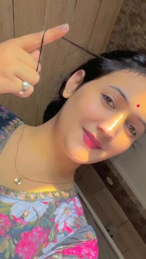 Divyaa Chauhan Instagram - 🥰🥰🥰
