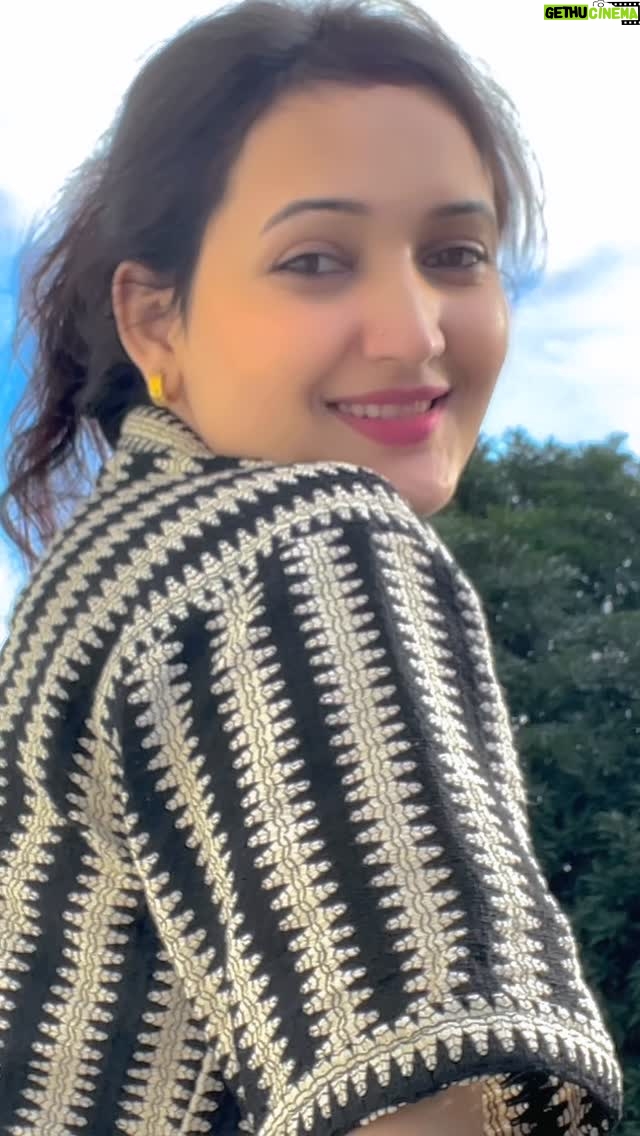 Divyaa Chauhan - 20.5K Likes - 