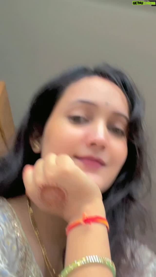 Divyaa Chauhan - 5.2K Likes - 