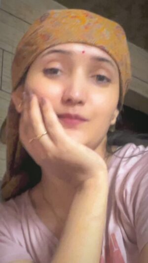 Divyaa Chauhan Instagram - Bsss ese hi 🥰