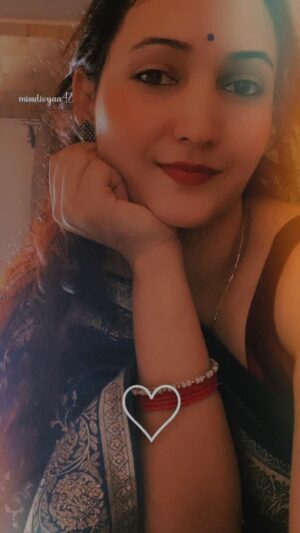 Divyaa Chauhan Instagram - Karma is a balance sheet of life which debits and credit all your deeds. 🙏 Jai mata di #navratrivibes❤️