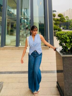 Divyanshi Jaiswal Instagram - Chic happens.🌀
